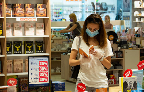 vikend izdanje noći knjige obradovalo čitaoce  laguna knjige