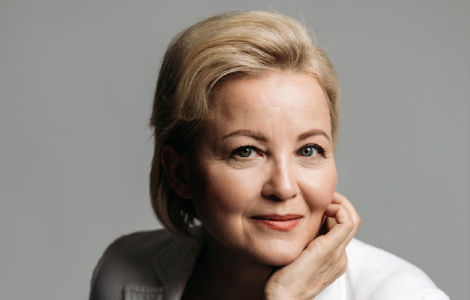 eva pap predstavila roman pre zalaska sunca gledaocima rtv a video  laguna knjige