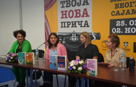 svetska književna zvezda dženi kolgan na sajmu knjiga ali fenik u sredu na štandu lagune laguna knjige