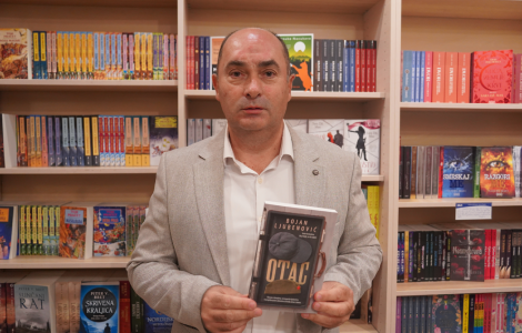 bojan ljubenović smeh u samoodbrani laguna knjige