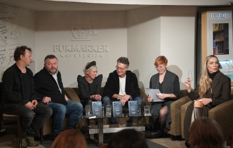 gorki savremeni svet društvenih mreža ogrnut sjajnim humorom održana promocija knjige lajk srđana dragojevića laguna knjige