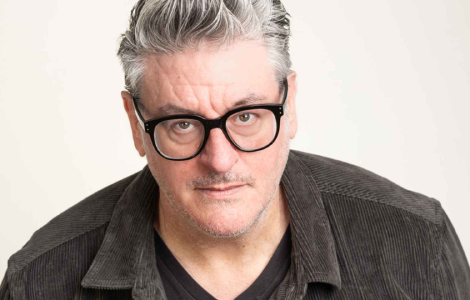 k b everet, autor romana ostali ništa nije onako kako izgleda  laguna knjige